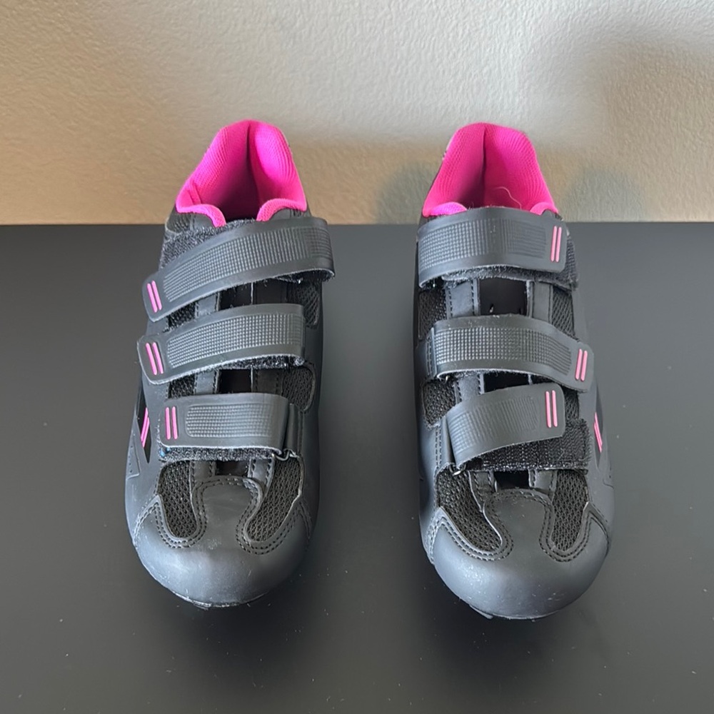 Women's Black and Pink Cycling Athletic Shoes
